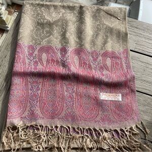 Pashmina Paisley Patterned Scarf with Fringe